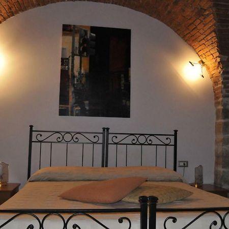 Antico Borgo Aparthotel Bergamo Exteriör bild