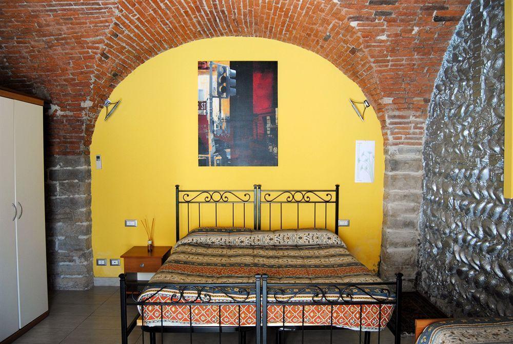 Antico Borgo Aparthotel Bergamo Exteriör bild