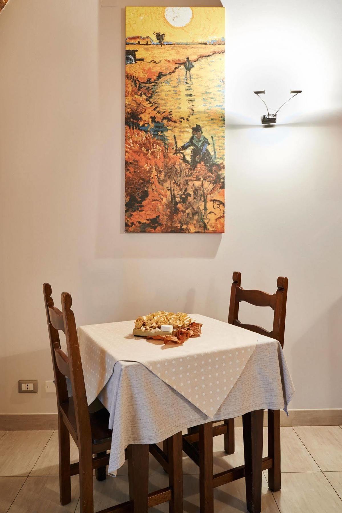 Antico Borgo Aparthotel Bergamo Exteriör bild
