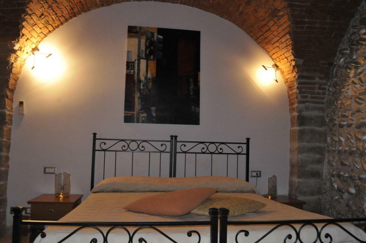 Antico Borgo Aparthotel Bergamo Exteriör bild